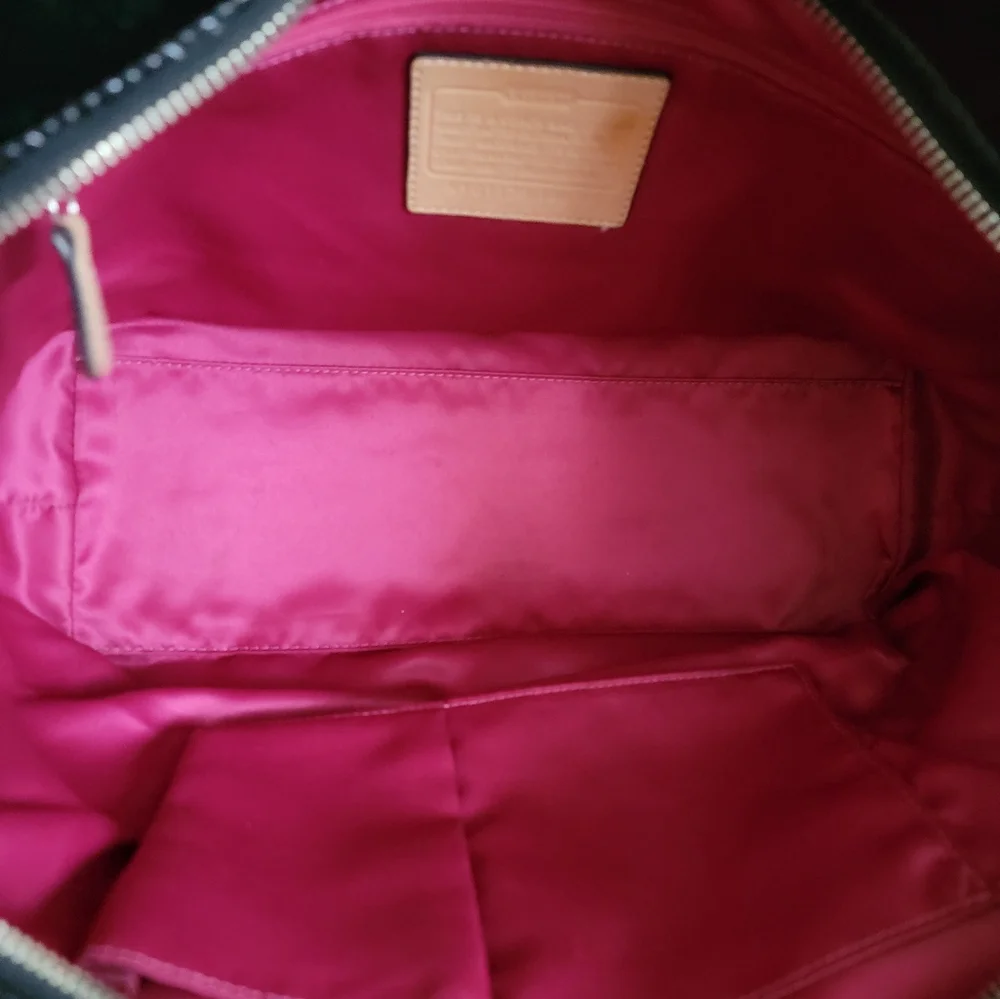 Coach black shoulder tote bag